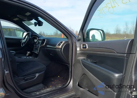 2017 Jeep Grand Cherokee Laredo 4X4 from USA, damaged, VIN 1C4RJFAG3HC750750